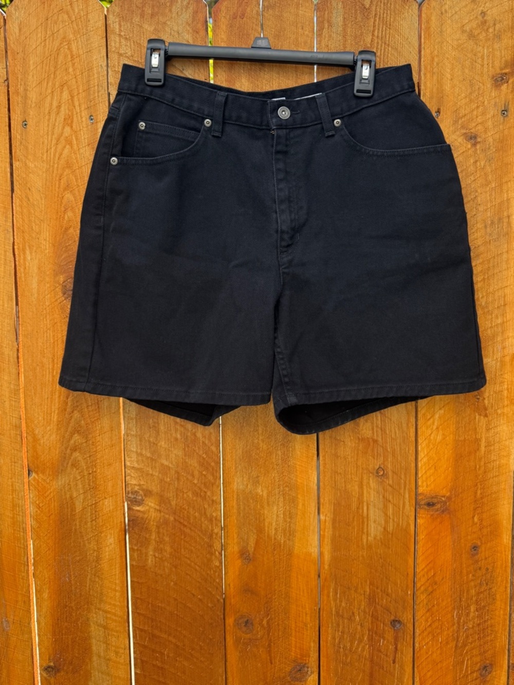 Liz Claibourne Classic Fit Women's Black Cotton High-Rise Shorts - Size 12
